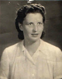 Maminka Marie Komůrkové