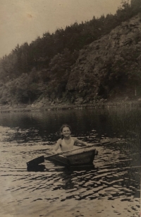 Anna Husová in her childhood