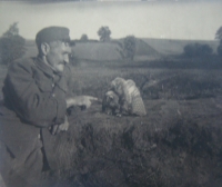 Tatínek se sovou v Rumunsku, 1944