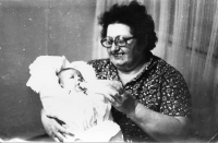 Albína Teplá with her granddaughter Natália