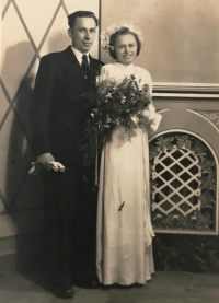 Wedding photos of František Václavík's parents