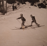 Bratři František a Bohuslav, Kunvald 1944