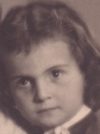 Eva Heliová v roce 1943