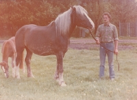 Antonín Konečný with horses, 1977