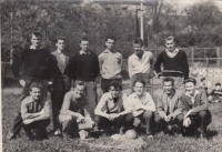 Sportovní oddíl Jilemnice 1961. Bohuslav v dolní řadě druhý zprava