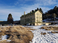 Hotel vystavěný Antonínem Šponarem ve Sněžných horách