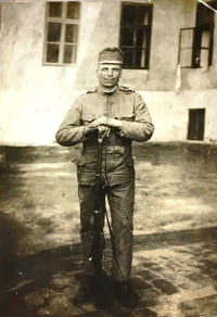 Dědeček pamětnice  Josef Roušar (1872 – 1933)