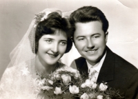 Eva Žejdlíková with her husband Josef in a wedding photograph, 1961