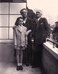 Giorgio Savo s prarodiči, Merano, 1952