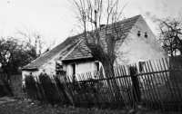 House in Všechlapy, where the Stehlík parents had to move out, ca. 1950