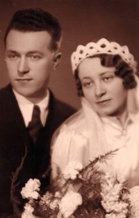 Wedding photos of M. Buben's parents