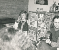 František Novotný (right) in the SSM clubhouse in Závratec around 1982