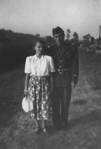 Jitka Čampulová with Zaboj Čampula, 1949