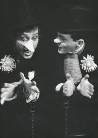 Lubomír Polách (right) with Ladislav Frey, performance Nedozpívaný hit (Unsung Hit), 1968