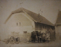 Ervin Sedlacek's birth house, on the right, mother Jana Sedlackova with the witness in her arms, 1929