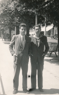 Zdenek Bárta with his brother Miloš Bárta, 1947