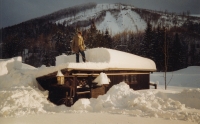 Petr Kadleček in Harrachov in 2005 while shovelling snow from the roof. After 2000, it was a winter that was exceptionally rich in snow