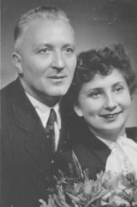 Lydia Mamulová's parents Vlastimila and Rudolf Prudil, 1950