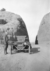 Otec Zdeněk Mladějovský, cesta po Spojených státech, Midwest, 1923