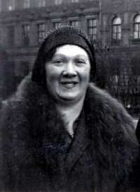 Vilma Reissová, nee. Skallová (1931) - born 19 July 1899, husband Jindřich Reiss *1888, parents: Arnoštka and Mořic Skalla, last place of residence before deportation: Kolín, transport AAd, No. 204 (13 June 1942 Kolín -> Terezín), transport AAi, No. 656 (13 June 1942 Terezín -> unknown place).  Murdered
