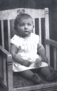 Mom Václavka in 1924