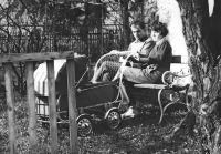 Married couple Živný with their son, 1961