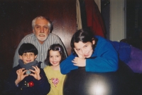 Jiří Stránský with the Forman granddaughters