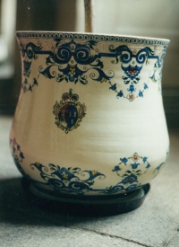 Copies of vases from Hluboká, in the Novohradská corridor at Třeboň Castle, Jana Pešková, 1990s