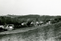 Leskovec nad Moravicí – dolní část obce před demolicí v květnu 1987