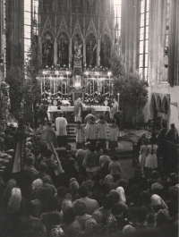 Když Emil Soukup 1. července 1962 sloužil první primiční mši svatou v kostele sv. Bartoloměje v Plzni