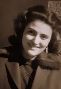 Marie Mikulenková, 1948