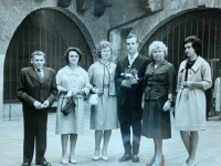 Karel Dlabola at his graduation in Karolinum with his family and fiancée in 1961