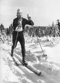 Tomáš Kučera při tréninku v jizerskohorských Příchovicích před zimní olympiádou 1972 v Sapporu, kde skončil šestý