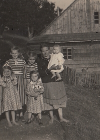 Birthplace, Ludmila Krystyníková, nee. Bartošková, in the arms of her mother, Stodoliska,1942