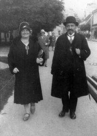 Jiřina Lukešová's grandparents, the Hejtmans, Luhačovice, around the 1940s