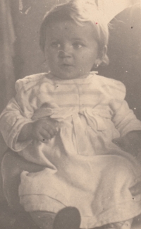 Pamětnice jako malé děvčátko, 1950