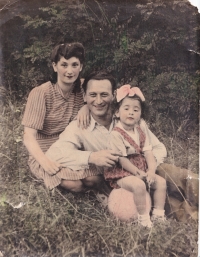 Adel with her parents in nature, early 1950s.
