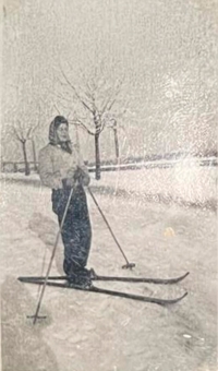 Hana Löwy Weinerová, matka pamětnice, rok 1937