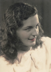 Eva Rybová at the age of 18