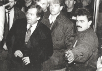 Václav Poláček (vpravo) při návštěvě Václava Havla v Jaroměři, 1990