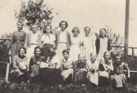 Sixth grade, 1954, Marie Vařáková second from the right