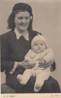 With her mother Zdeňka Lhotská