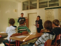 Miluška Ottová lectures students about the Holocaust, 2009