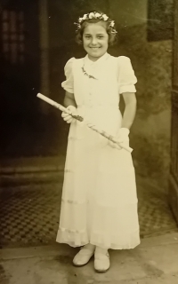 Ludmila, then Mrlíková, First Holy Communion, second half of the 40s