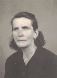 Žofie Horová, maminka pamětnice, v roce 1948