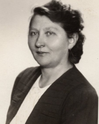 Maminka Vlasta Bartošová, 1948