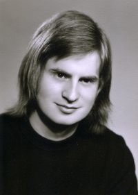 1974 Daniel Ženatý maturant