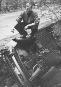 On a crashed vehicle, Rallye Teplice, 1965