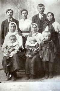 The Shepelskyi family, 1925 