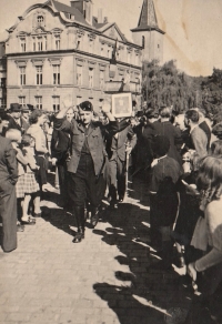 Germans surrender - liberation by the US Army, Luxembourg, October 1944